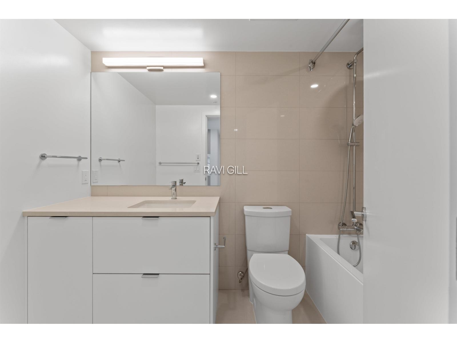 512 13675 107a Avenue, Surrey, British Columbia  V3T 0X3 - Photo 12 - R3130564