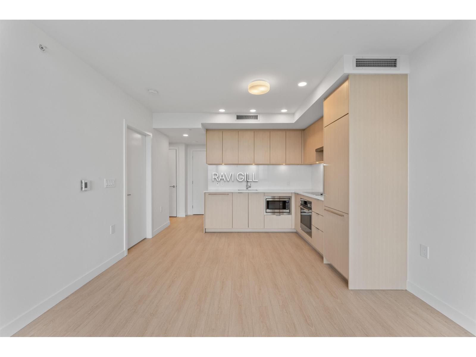 3012 13675 107a Avenue, Surrey, British Columbia  V3T 0X3 - Photo 6 - R3130588