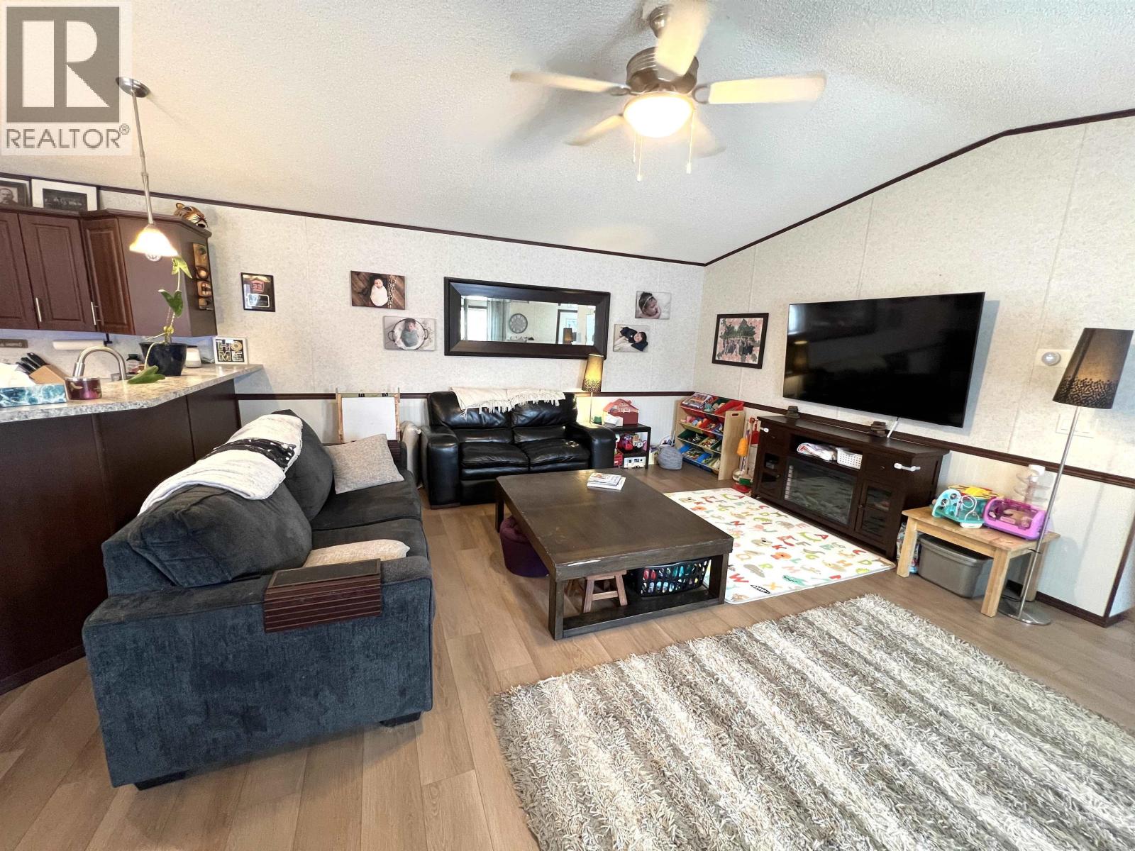5506 Pine Crescent, Fort Nelson, British Columbia  V0C 1R0 - Photo 6 - R3129538