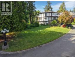 10 Governors Point Rd, View Royal, British Columbia