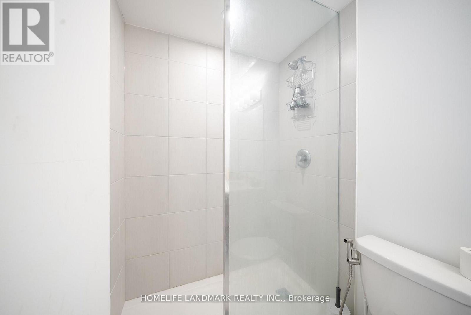 2 - 4015 Hickory Drive, Mississauga, Ontario  L4W 1L1 - Photo 16 - W13057820