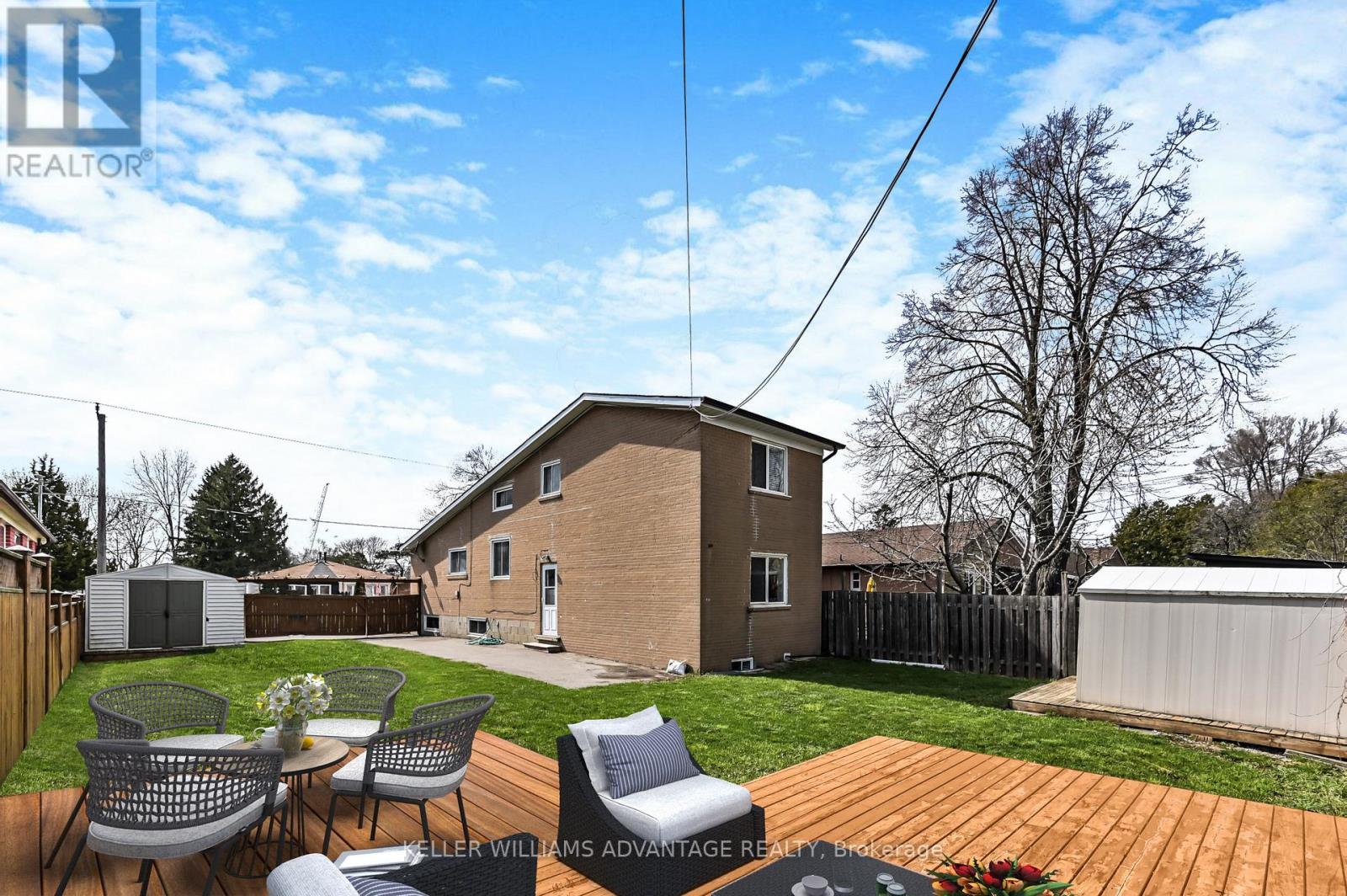 201 LINDEN AVENUE, Toronto, Ontario