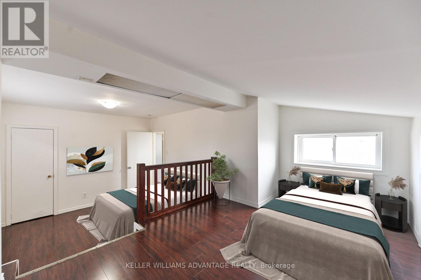 201 Linden Avenue, Toronto, Ontario  M1K 3J1 - Photo 5 - E13046464