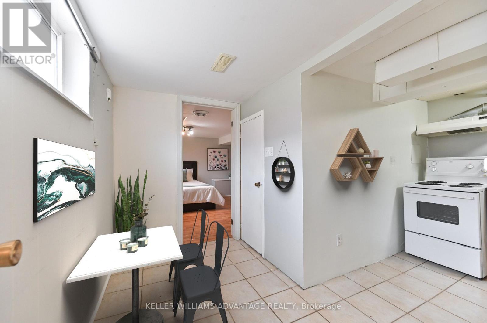 201 Linden Avenue, Toronto, Ontario  M1K 3J1 - Photo 11 - E13046464