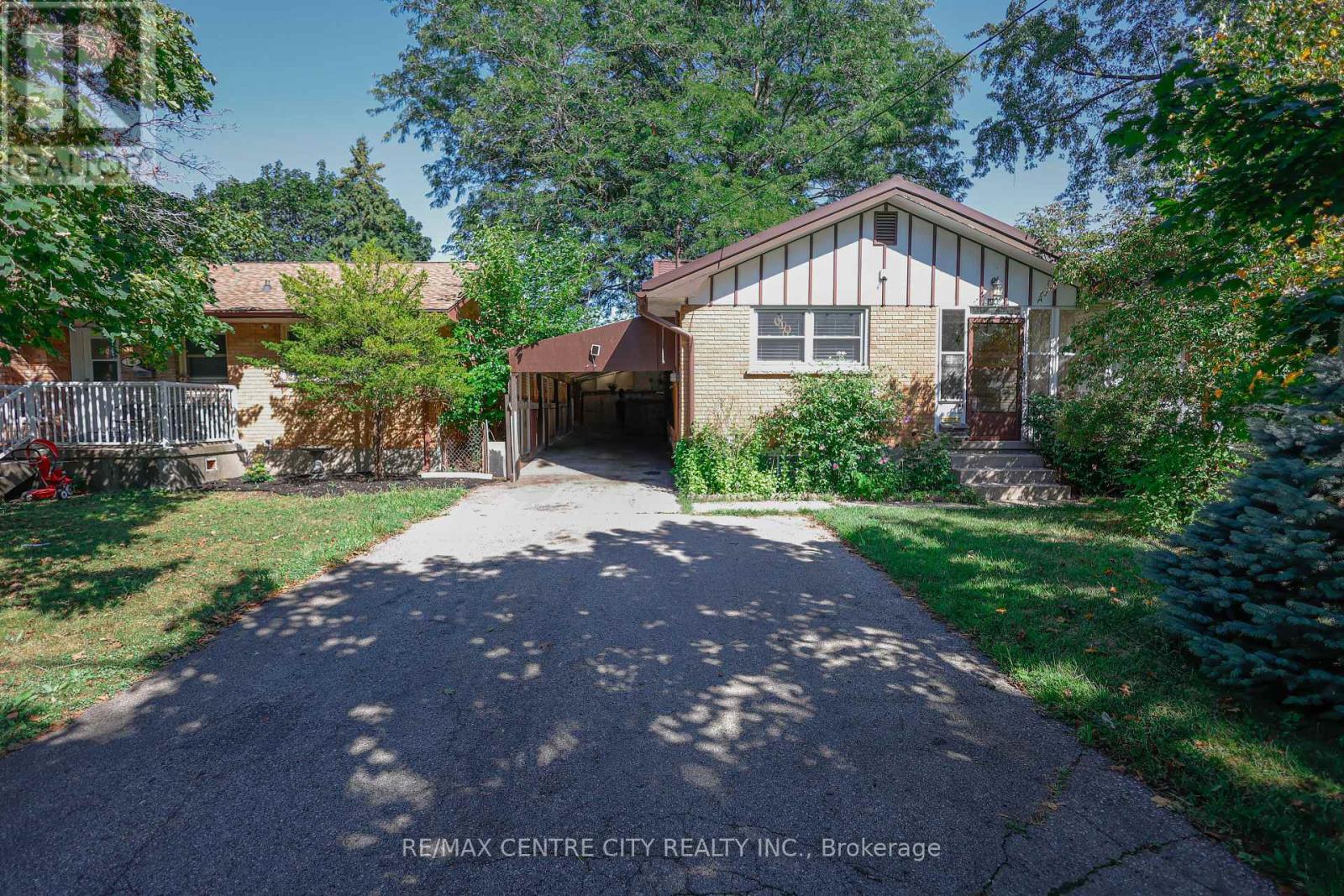 1948 Royal Crescent, London East, Ontario  N5V 1N7 - Photo 2 - X13226218
