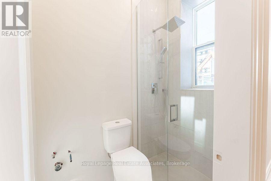 54 Stewart Street, Toronto, Ontario  M5V 1H6 - Photo 11 - C13226274