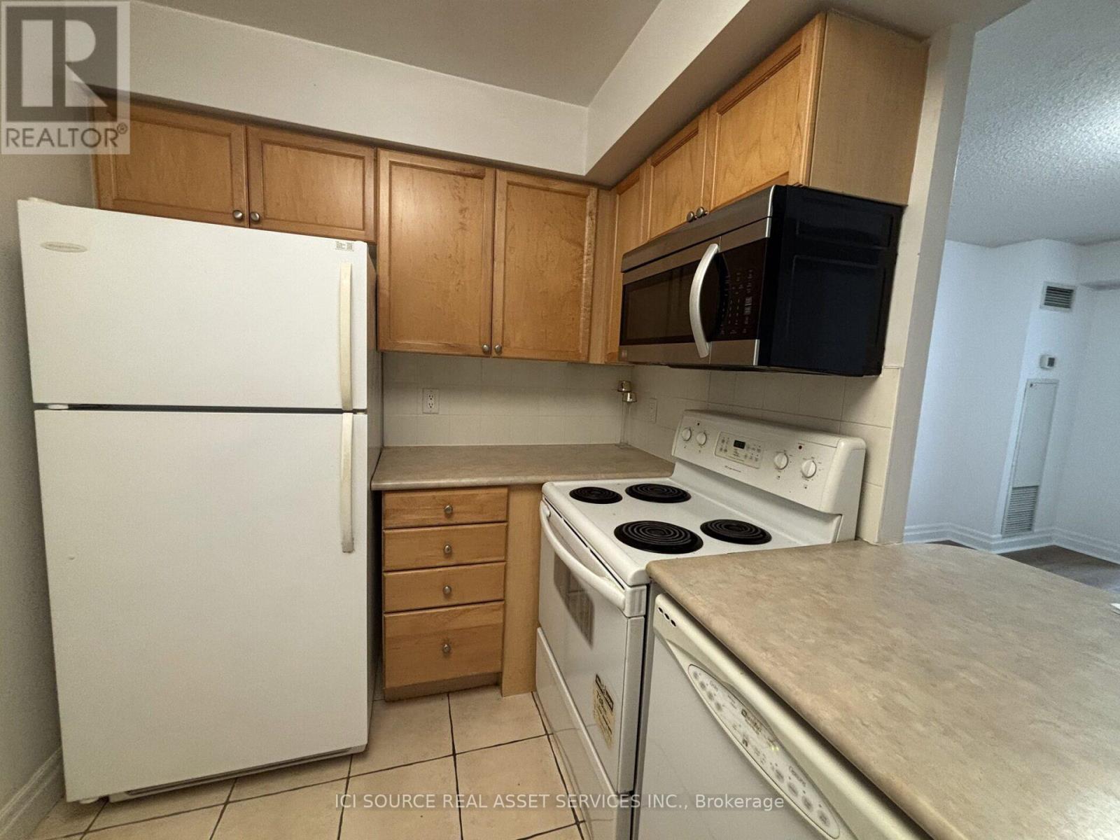 206 - 21 Hillcrest Avenue, Toronto, Ontario  M2N 7K2 - Photo 5 - C13226326