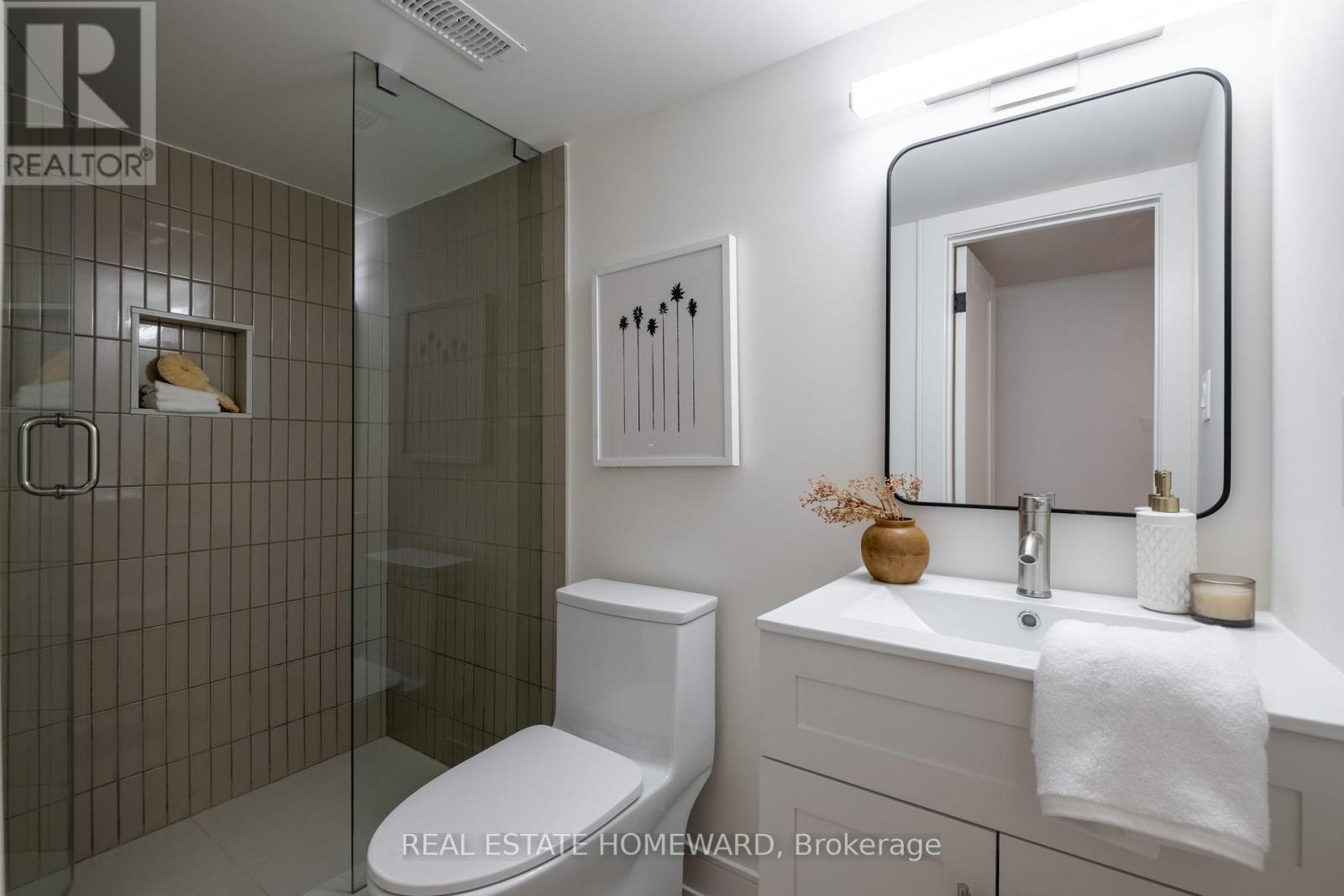 254 Bain Avenue, Toronto, Ontario  M4K 1G3 - Photo 43 - E13226334
