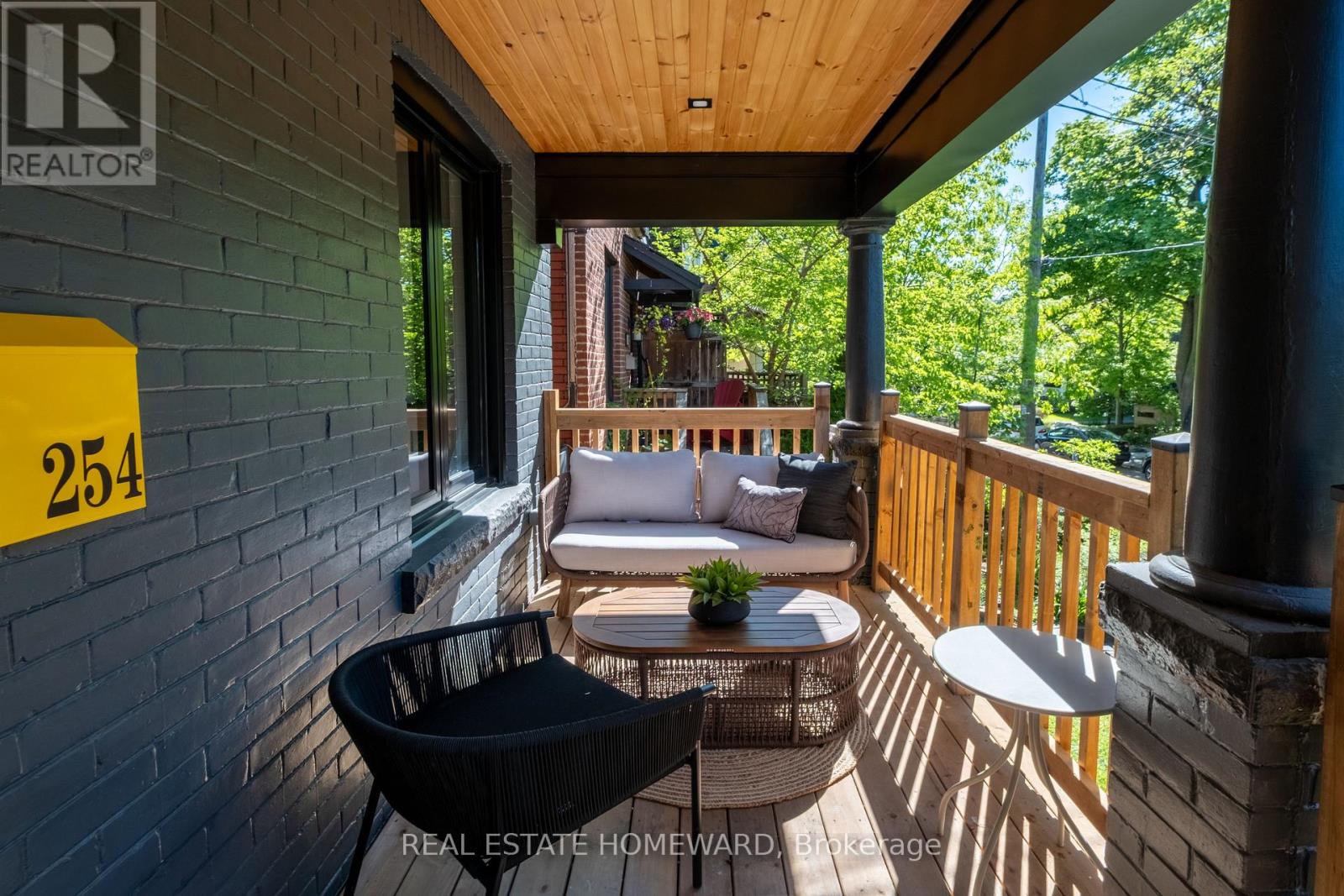254 Bain Avenue, Toronto, Ontario  M4K 1G3 - Photo 5 - E13226334
