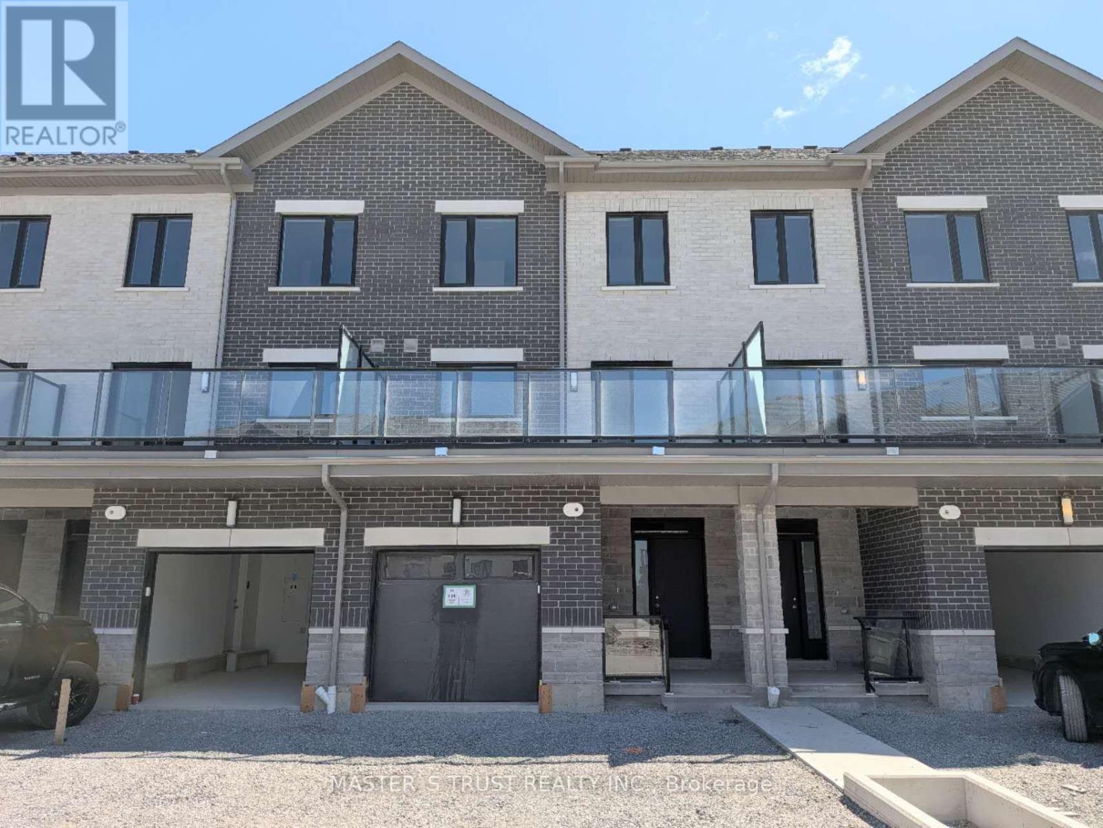 110 GRIMSBY LANE