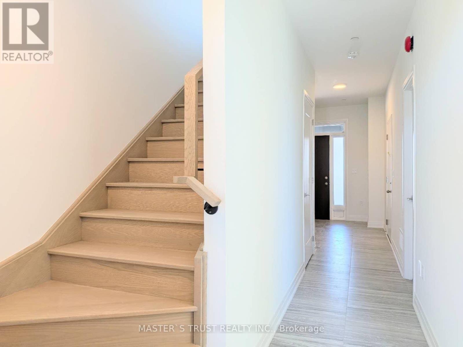 110 Grimsby Lane, Richmond Hill, Ontario  L4S 0R1 - Photo 8 - N13226280
