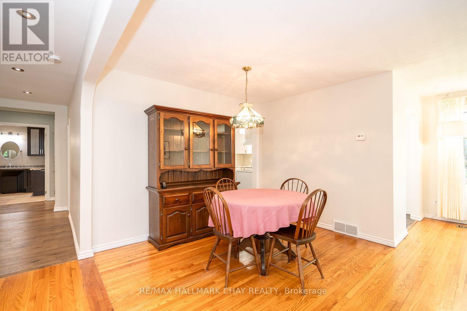 49 Colbeck Crescent, New Tecumseth, Ontario  L9R 1B7 - Photo 14 - N13226282