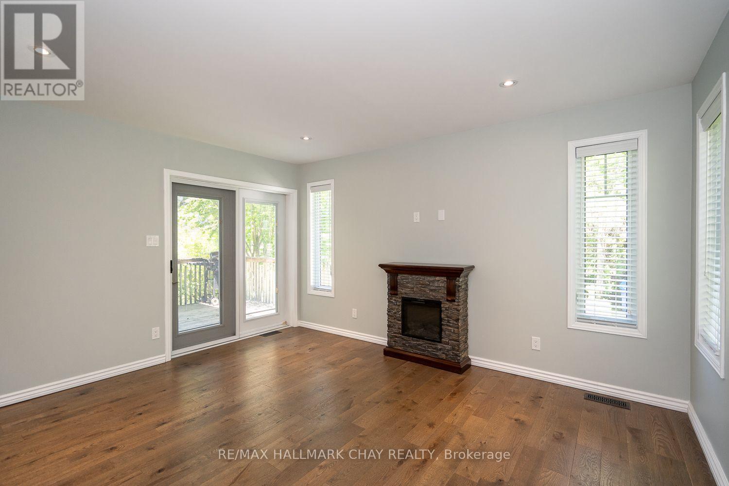 49 Colbeck Crescent, New Tecumseth, Ontario  L9R 1B7 - Photo 3 - N13226282
