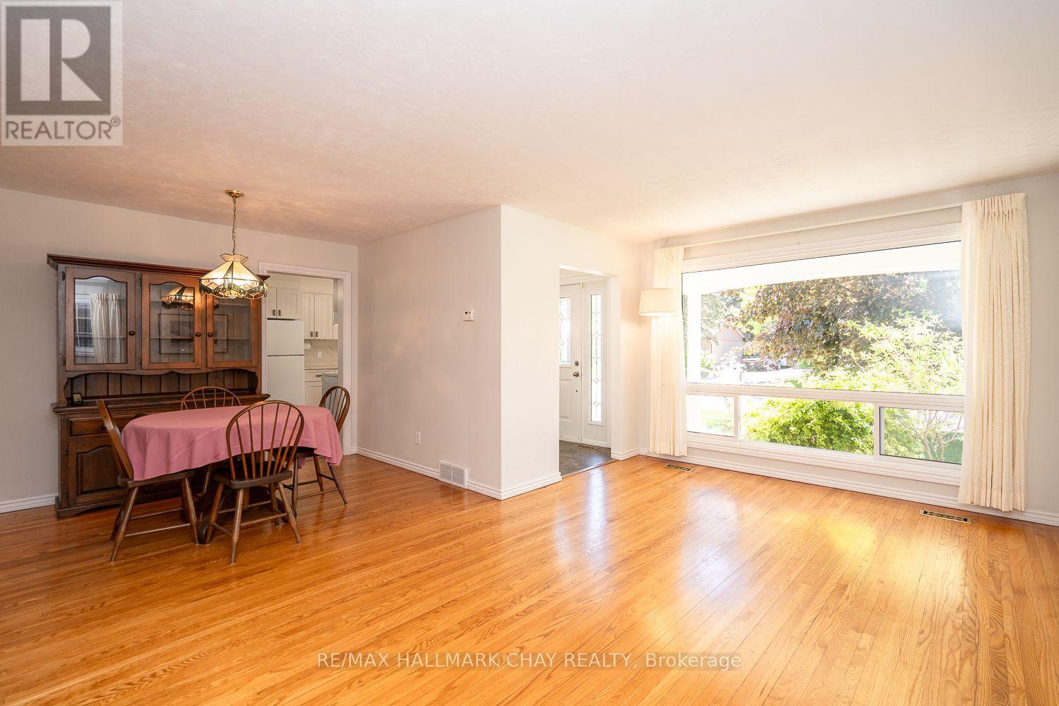49 Colbeck Crescent, New Tecumseth, Ontario  L9R 1B7 - Photo 5 - N13226282