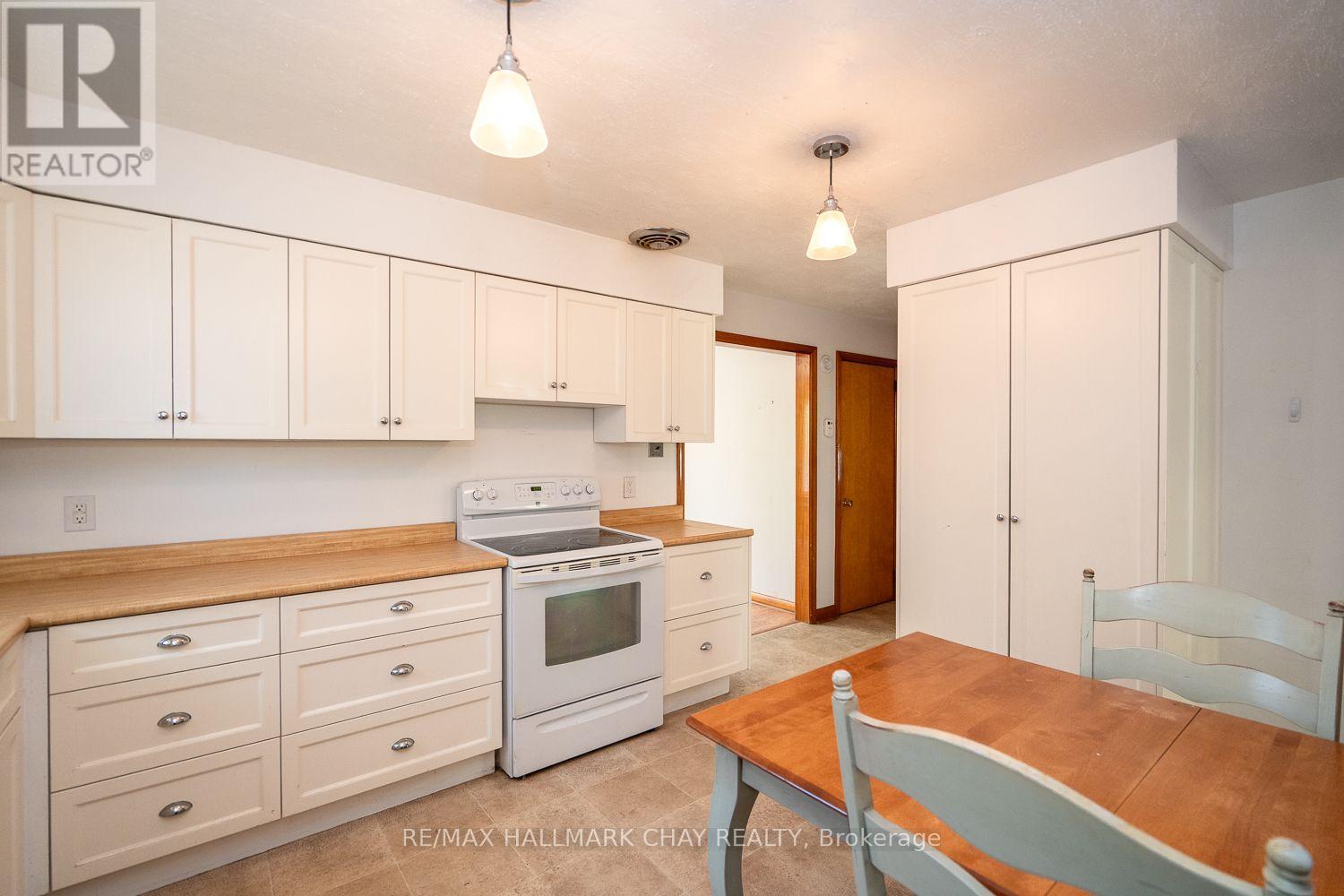 43 Church Street S, New Tecumseth, Ontario  L9R 1G9 - Photo 14 - N13226284