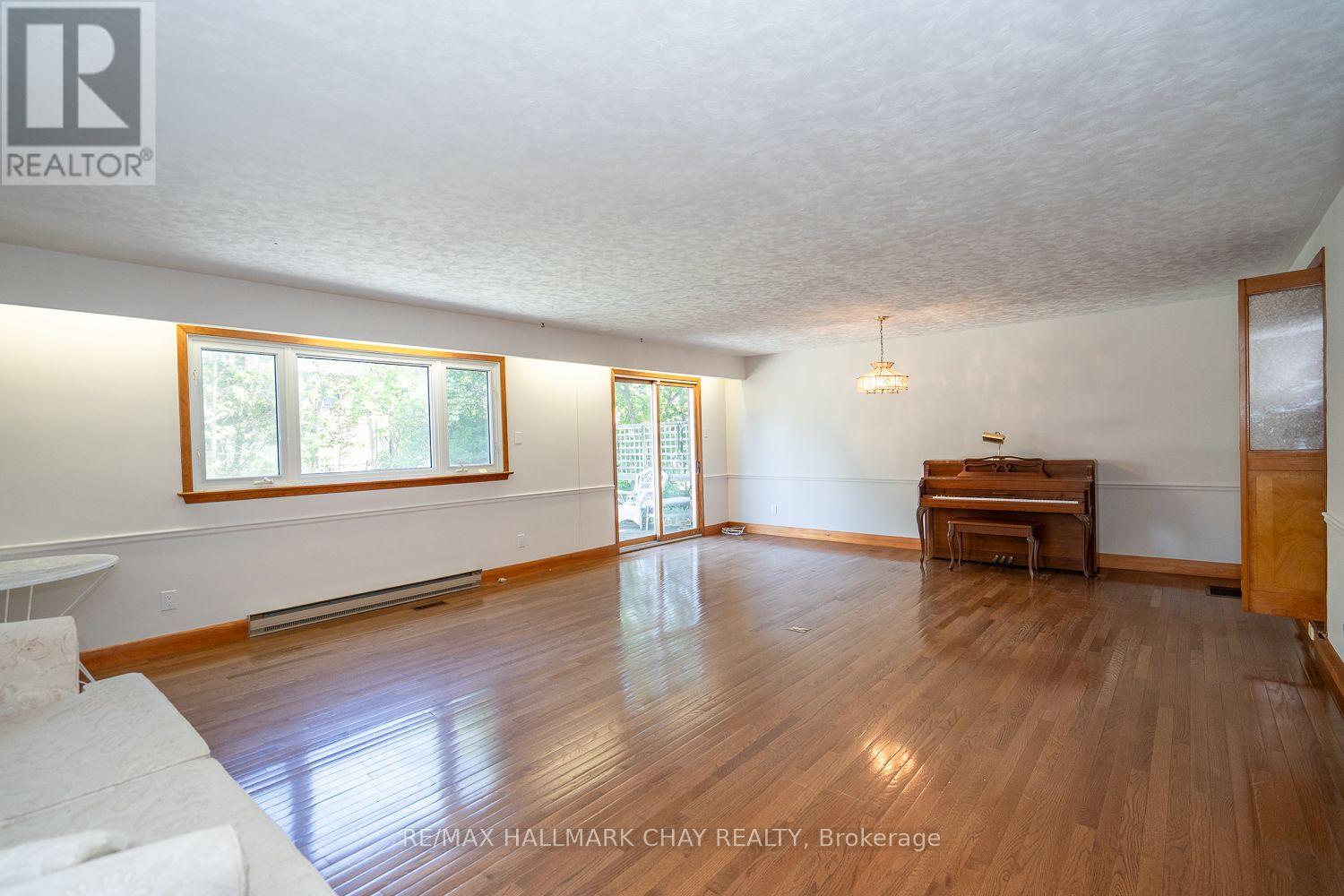 43 Church Street S, New Tecumseth, Ontario  L9R 1G9 - Photo 3 - N13226284