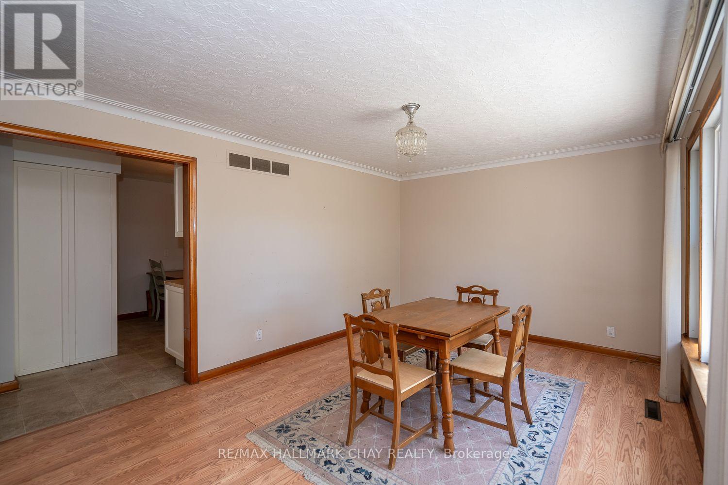 43 Church Street S, New Tecumseth, Ontario  L9R 1G9 - Photo 8 - N13226284