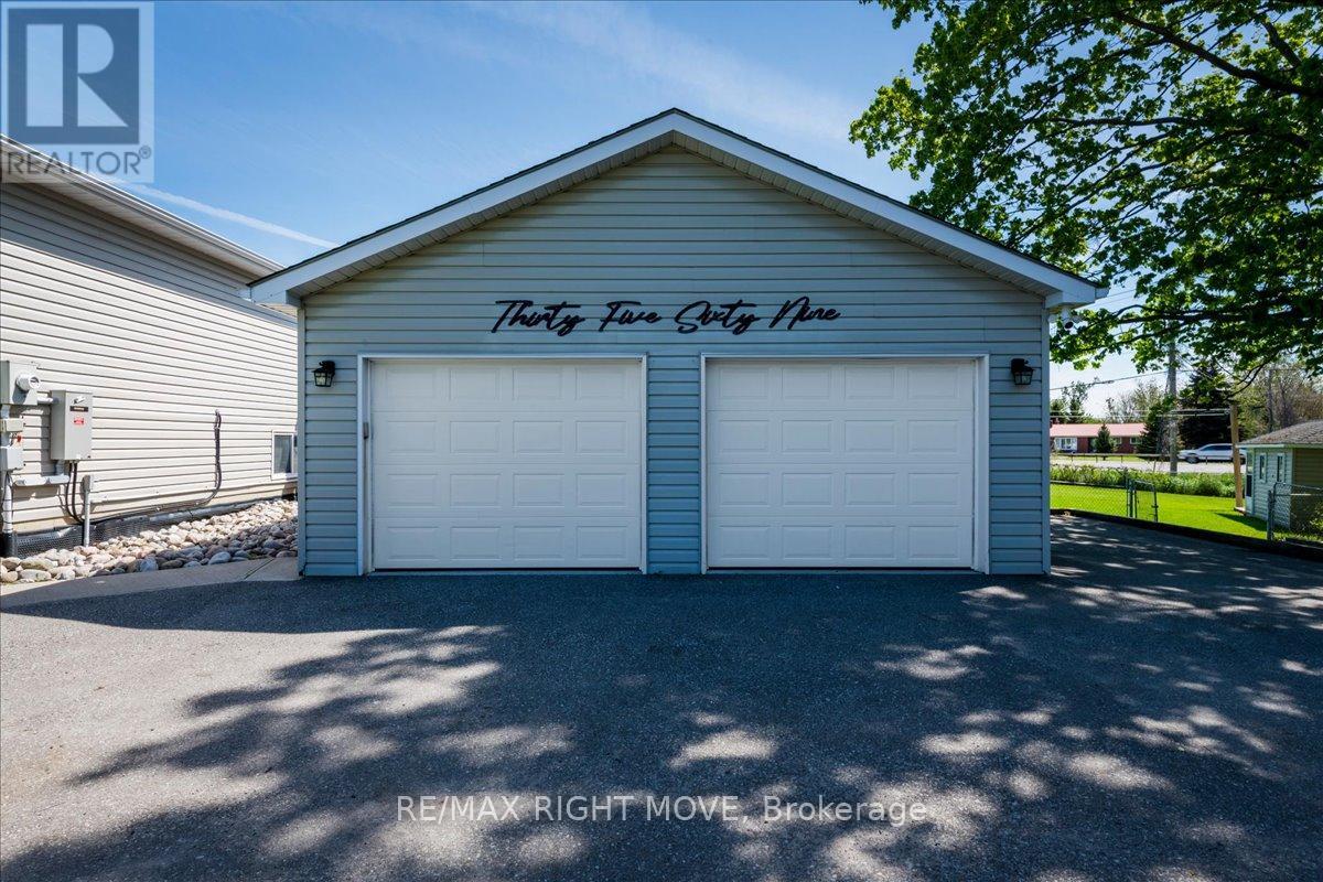 3569 Brennan Line, Severn (West Shore), Ontario  L3V 6H3 - Photo 44 - S13226306