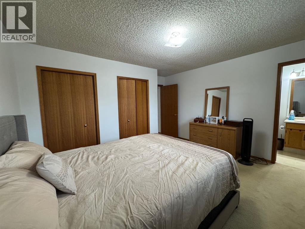 16 Hermary Street, Red Deer, Alberta  T4N 6E7 - Photo 19 - A2316593