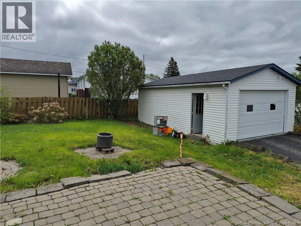 115 46th Ave, Edmundston, New Brunswick  E3V 3B7 - Photo 10 - NB140844