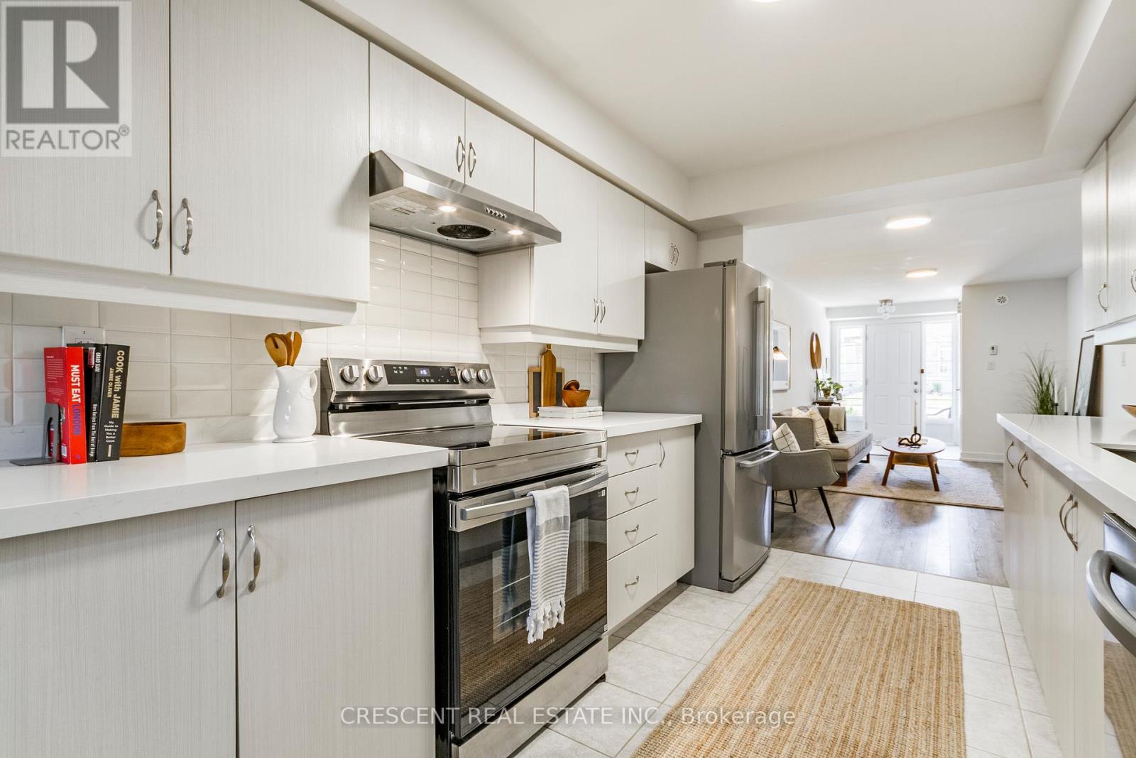120 - 80 Parrotta Drive, Toronto, Ontario  M9M 0E6 - Photo 15 - W13226190