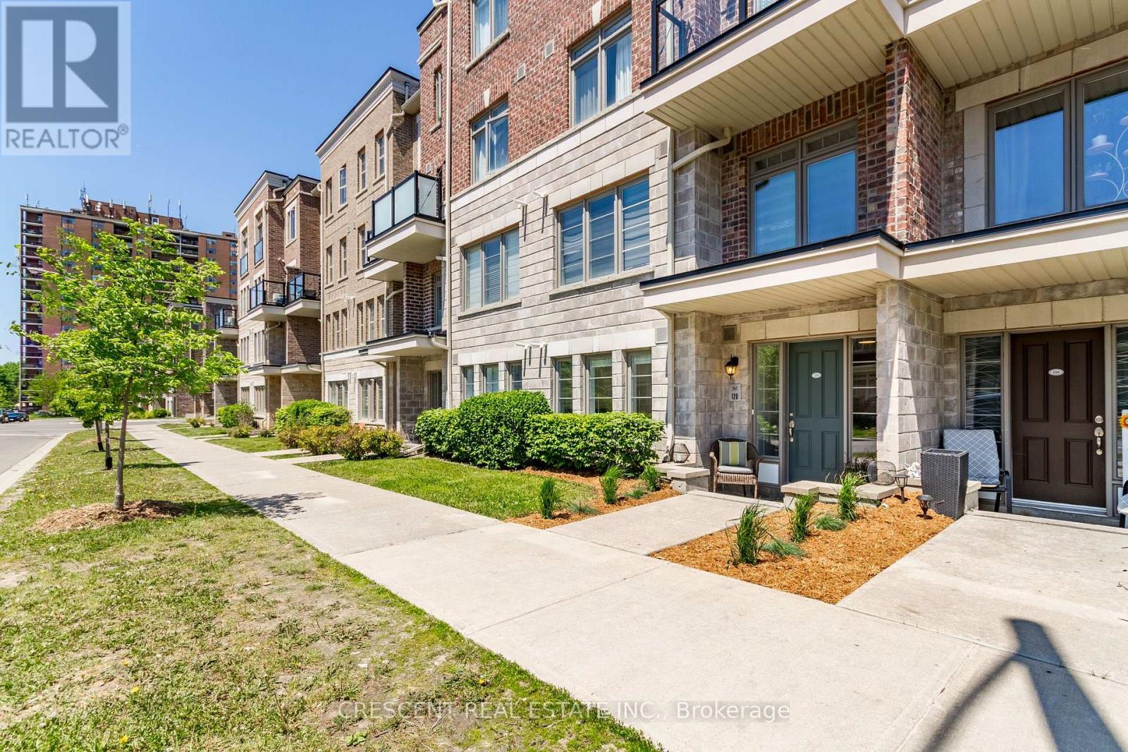 120 - 80 Parrotta Drive, Toronto, Ontario  M9M 0E6 - Photo 2 - W13226190