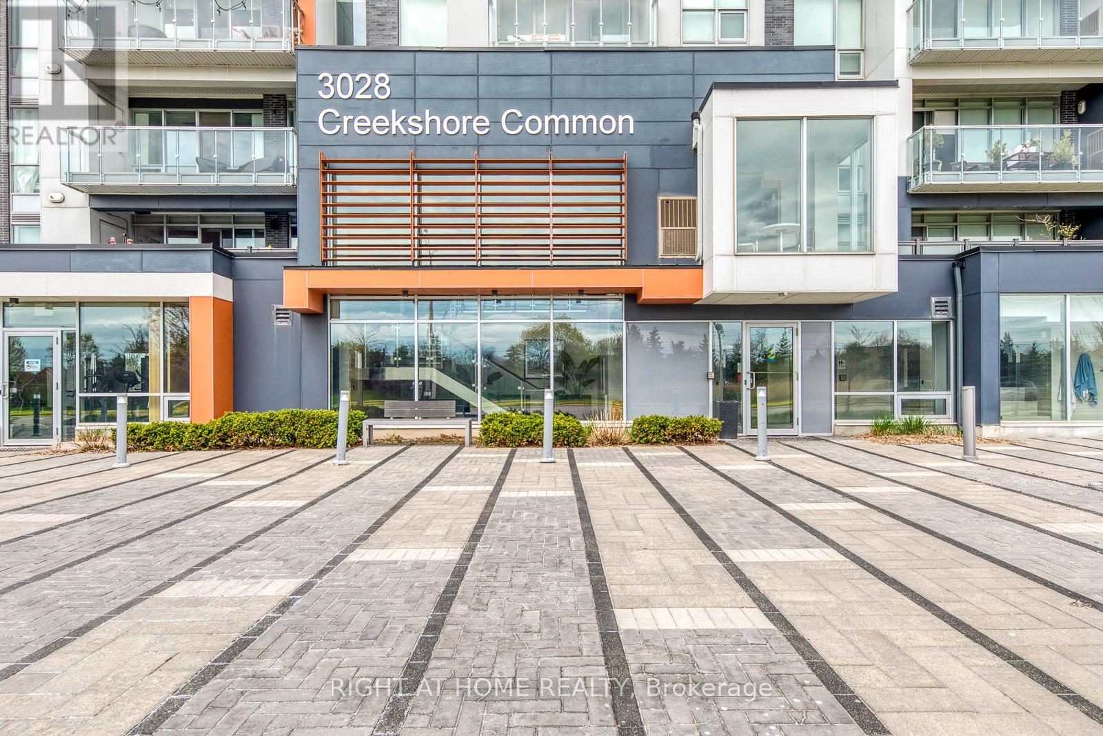 215 - 3028 Creekshore Common, Oakville, Ontario  L6M 5K6 - Photo 3 - W13226212