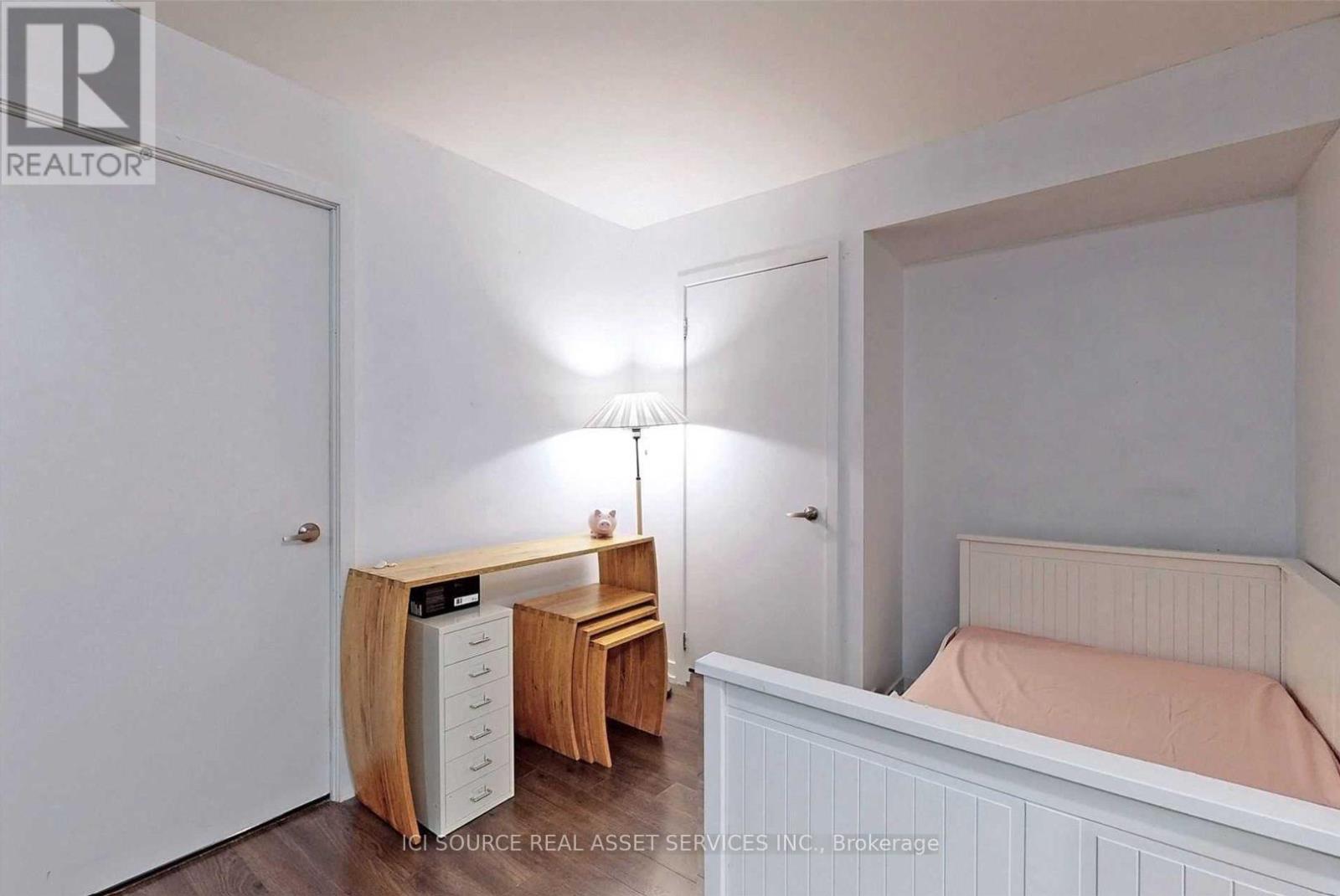 113 - 816 Lansdowne Avenue, Toronto, Ontario  M6H 4K6 - Photo 11 - W13226286