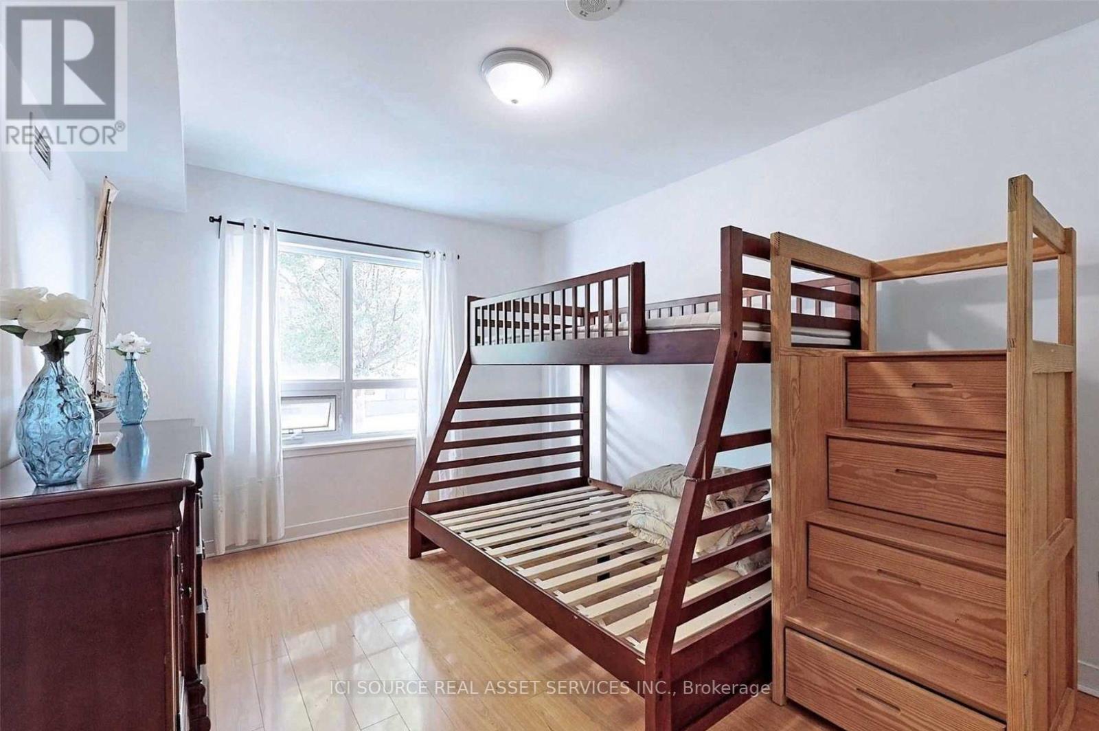 113 - 816 Lansdowne Avenue, Toronto, Ontario  M6H 4K6 - Photo 12 - W13226286