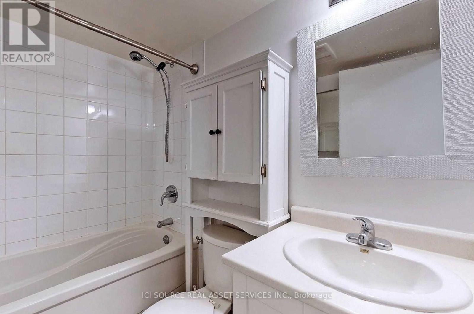 113 - 816 Lansdowne Avenue, Toronto, Ontario  M6H 4K6 - Photo 14 - W13226286