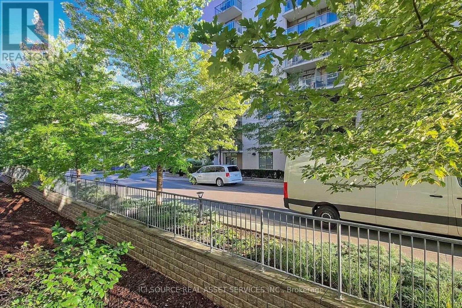 113 - 816 Lansdowne Avenue, Toronto, Ontario  M6H 4K6 - Photo 18 - W13226286