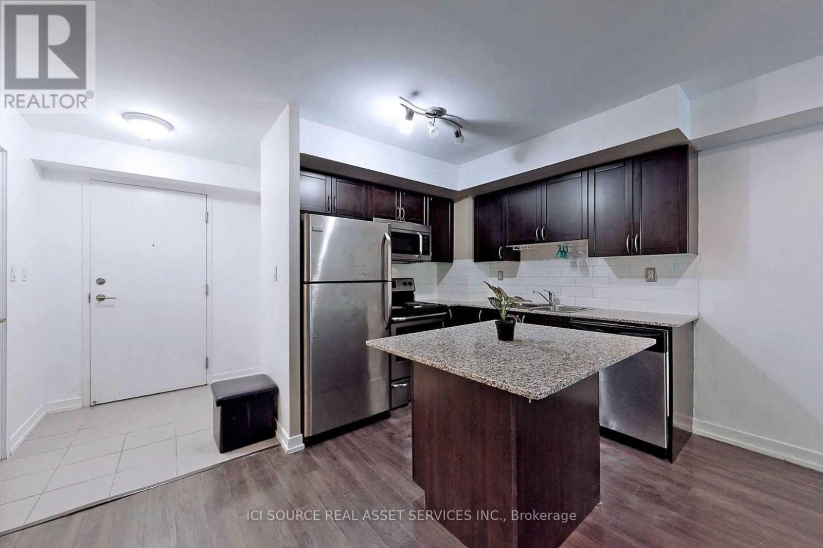 113 - 816 Lansdowne Avenue, Toronto, Ontario  M6H 4K6 - Photo 5 - W13226286