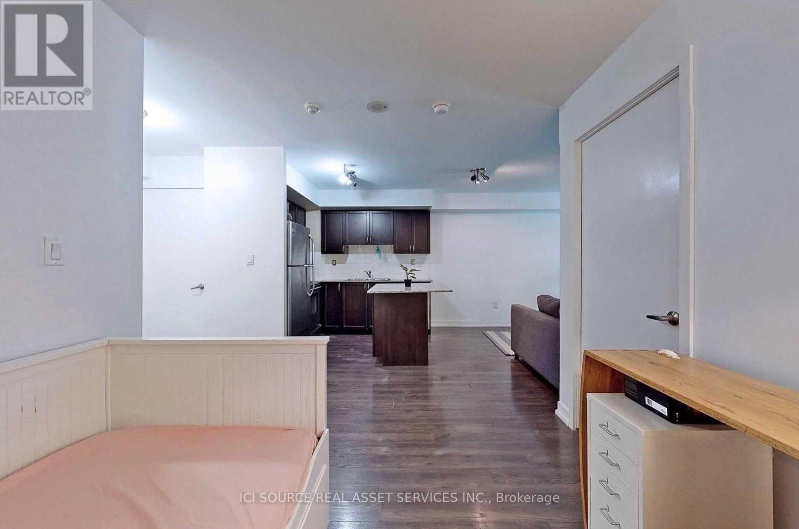 113 - 816 Lansdowne Avenue, Toronto, Ontario  M6H 4K6 - Photo 9 - W13226286