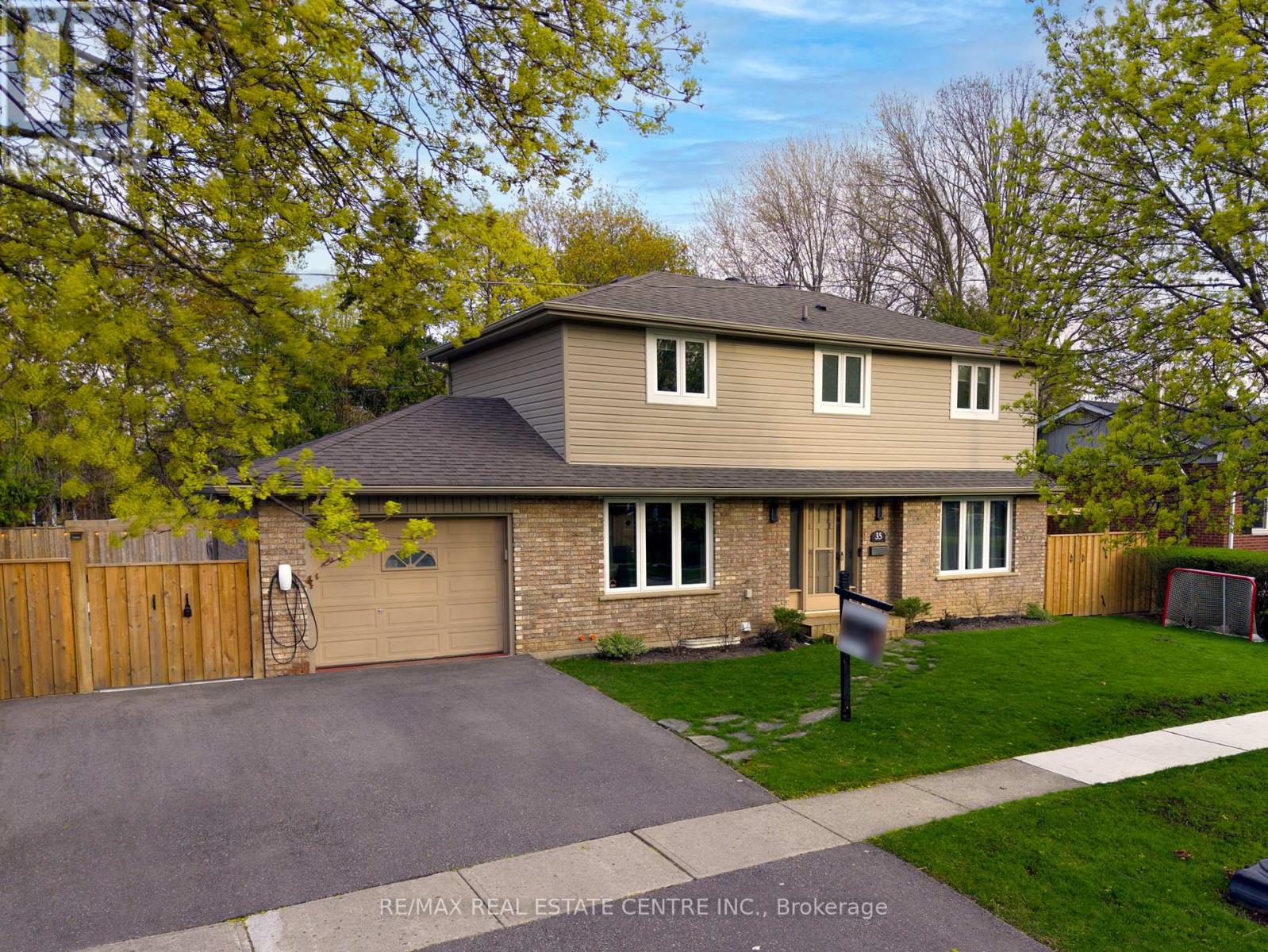 35 Treleaven Drive, Brampton, Ontario  L6Y 1X7 - Photo 49 - W13226318