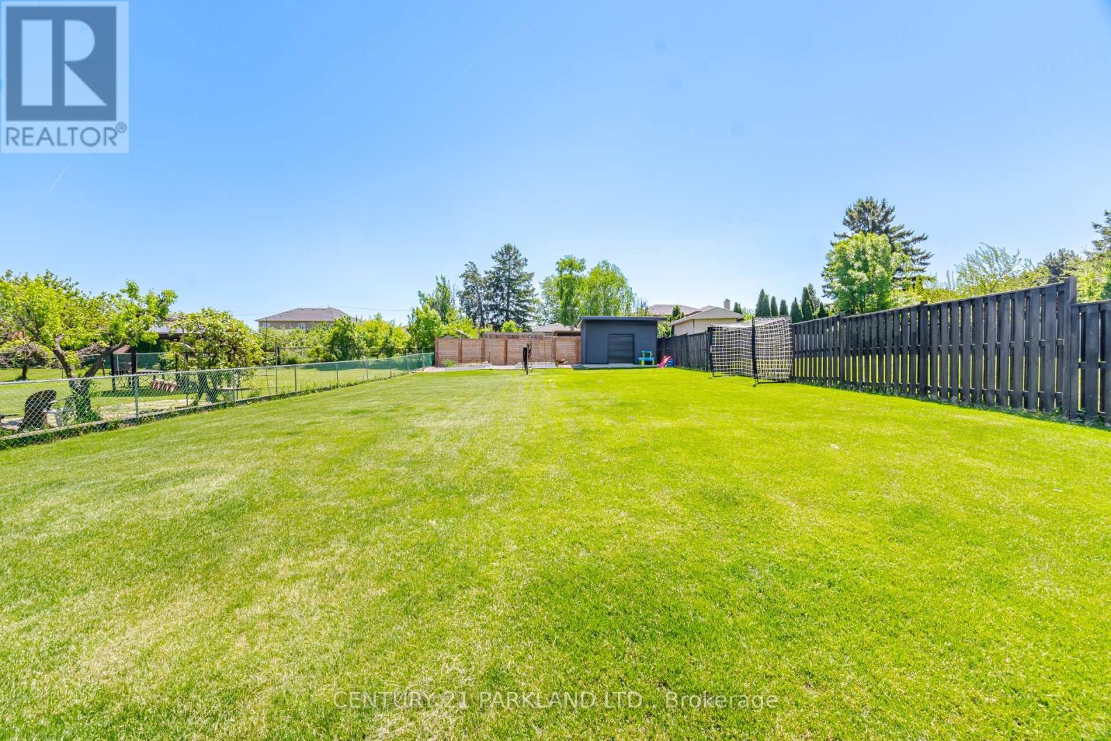 73 Sunset Trail, Toronto, Ontario  M9M 1J7 - Photo 38 - W13226340