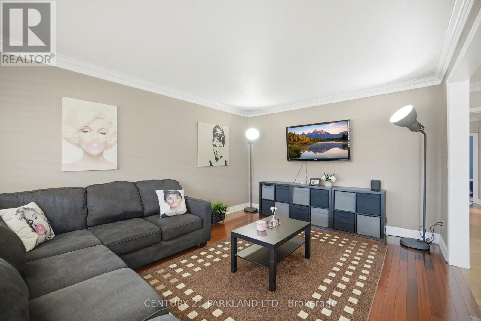 73 Sunset Trail, Toronto, Ontario  M9M 1J7 - Photo 8 - W13226340
