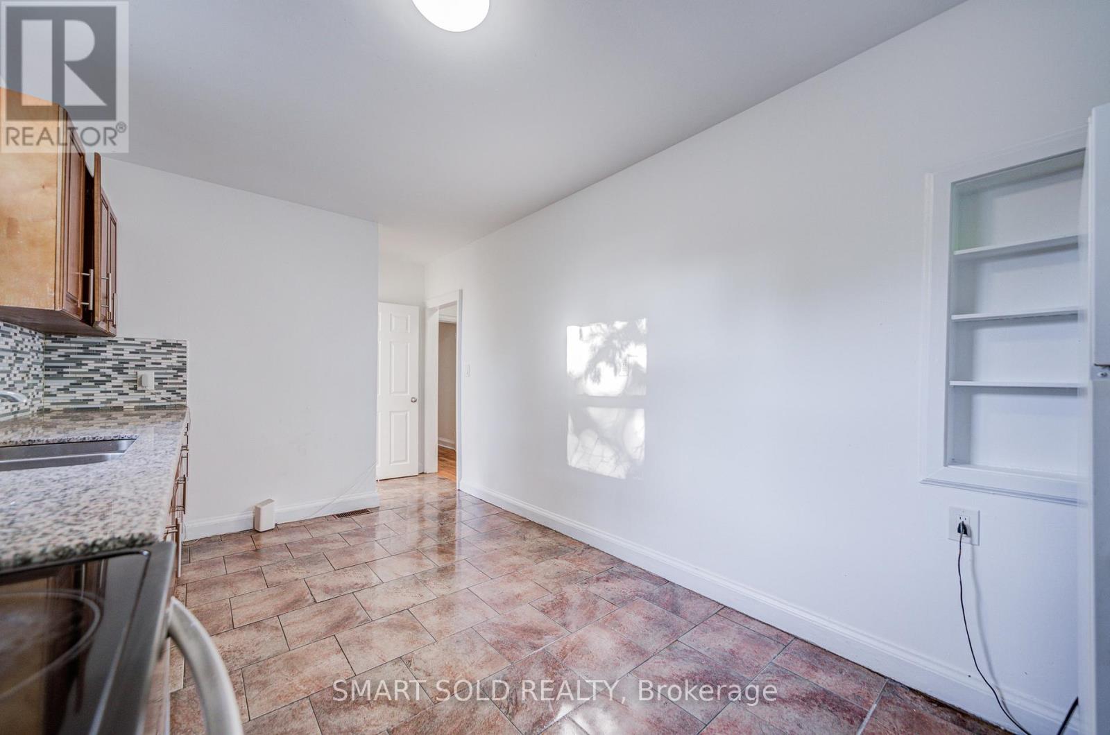 77 Fennell Avenue, Hamilton, Ontario  L9C 1E8 - Photo 6 - X13226186