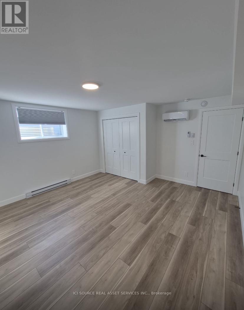 Unit B - 128 Hastings Park Drive, Belleville, Ontario  K8P 0J4 - Photo 12 - X13226296