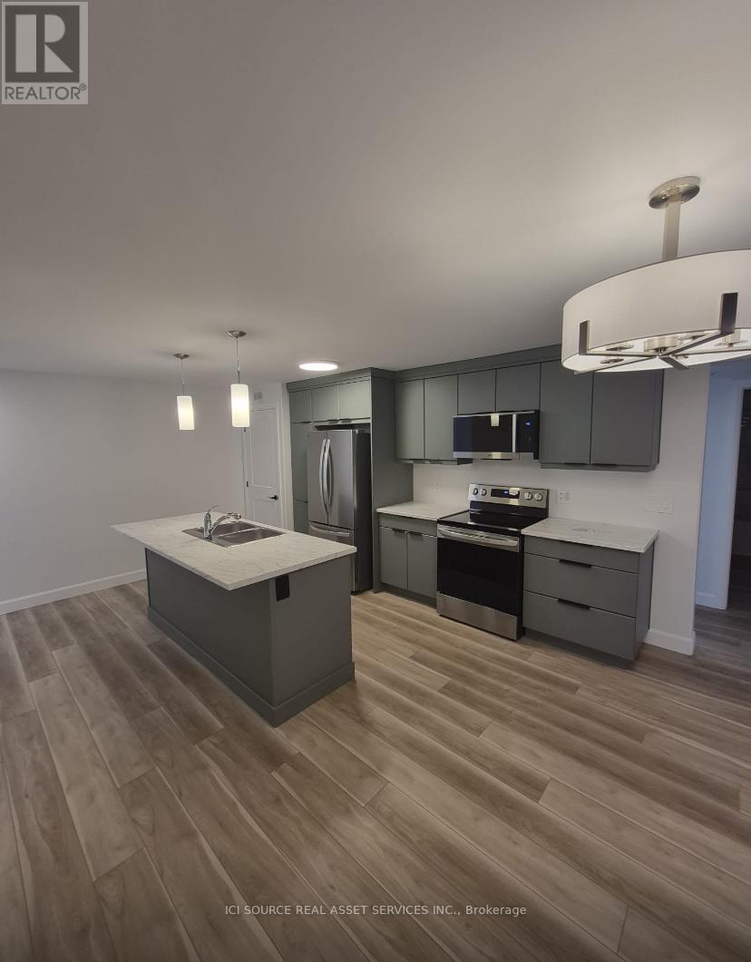 Unit B - 128 Hastings Park Drive, Belleville, Ontario  K8P 0J4 - Photo 6 - X13226296