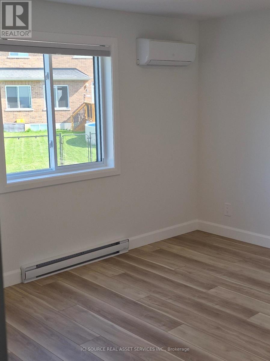 Unit A - 128 Hastings Park Drive, Belleville, Ontario  K8P 0J4 - Photo 3 - X13226310