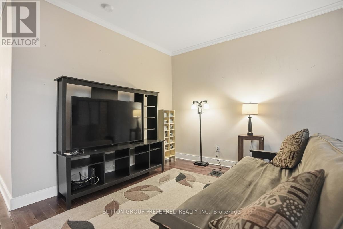 53 Duchess Avenue, London South, Ontario  N6C 1N3 - Photo 4 - X13226398