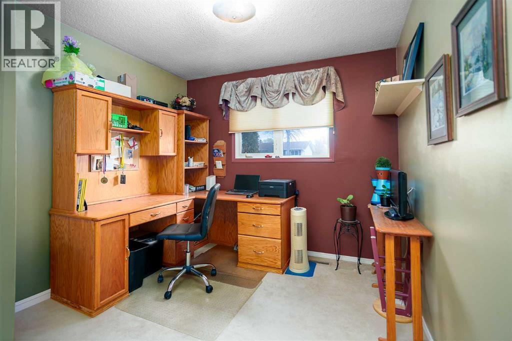 70 Nootka Road, Leduc, Alberta  T9E 4J6 - Photo 5 - A2315664