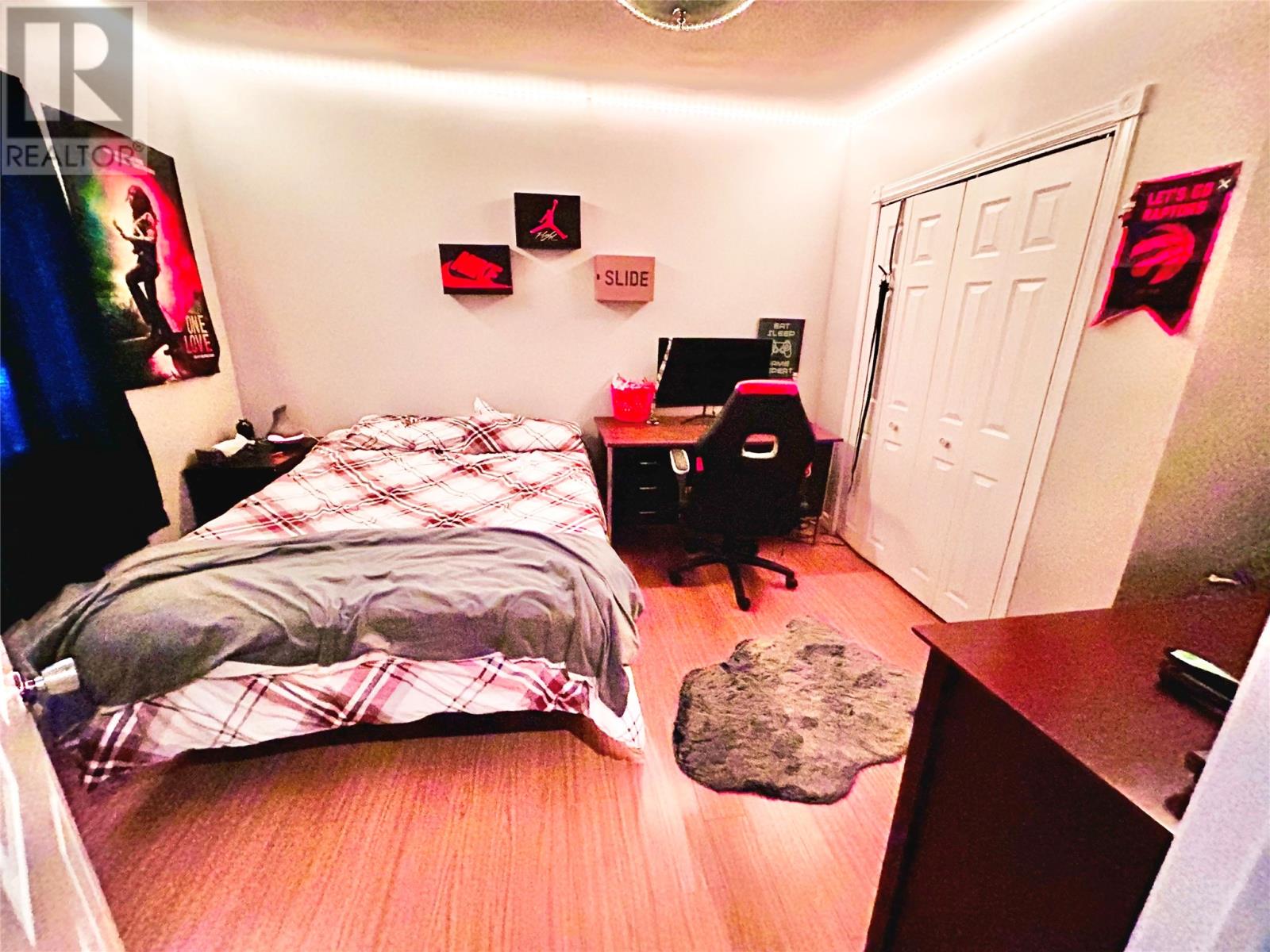 Photo 36