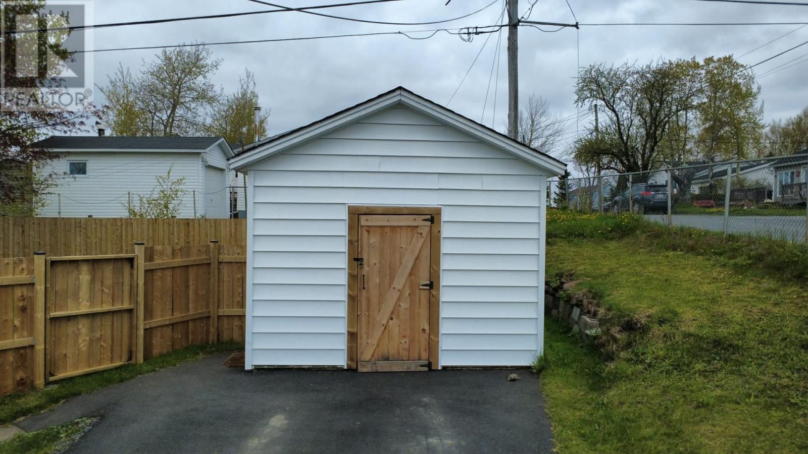Photo 41