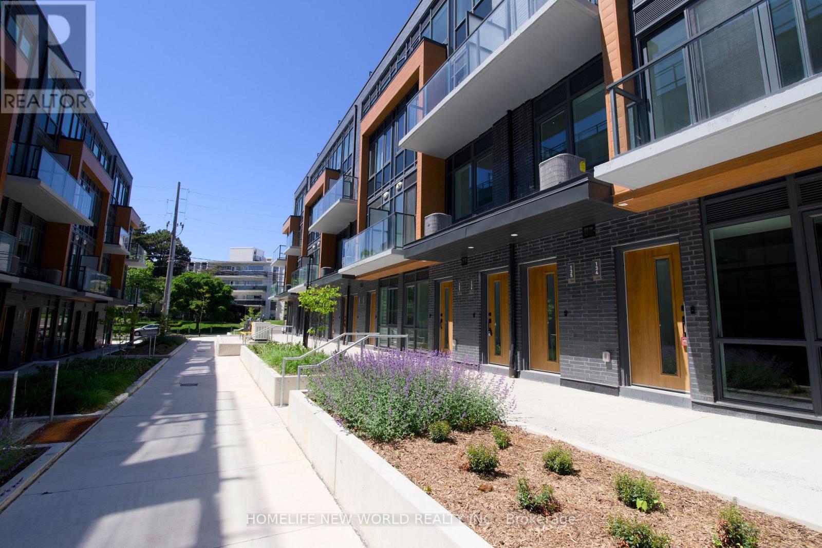 136 - 69 Curlew Drive, Toronto, Ontario  M3A 2P8 - Photo 2 - C13226368