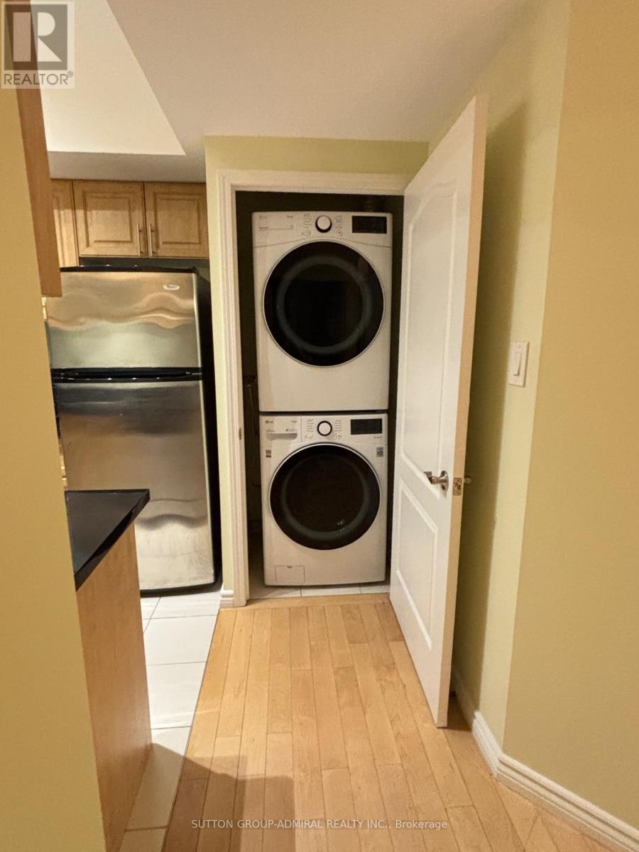905 - 263 Wellington Street W, Toronto, Ontario  M5V 3E6 - Photo 12 - C13226384