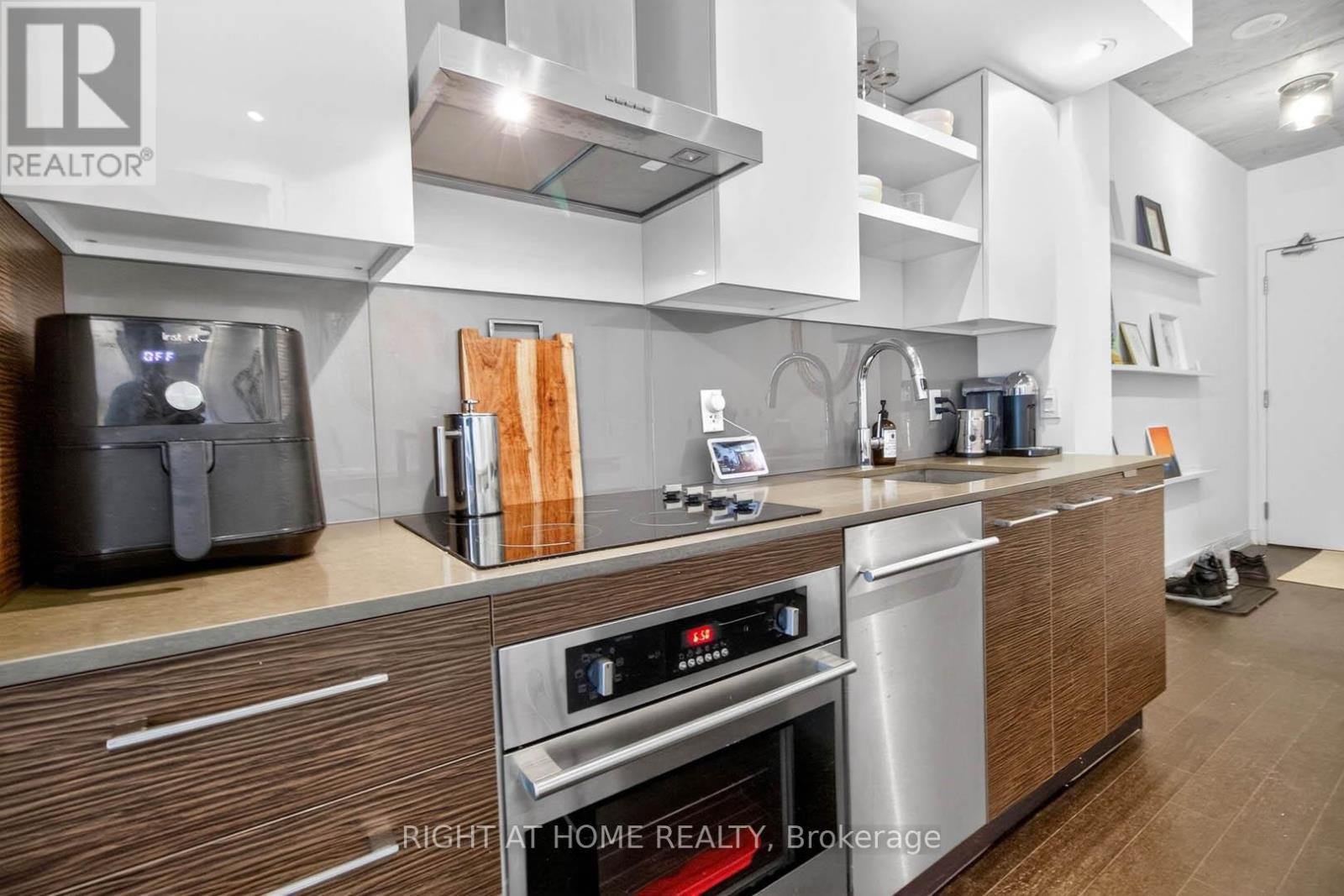 802 - 1030 King Street W, Toronto, Ontario  M6K 3N3 - Photo 12 - C13226406