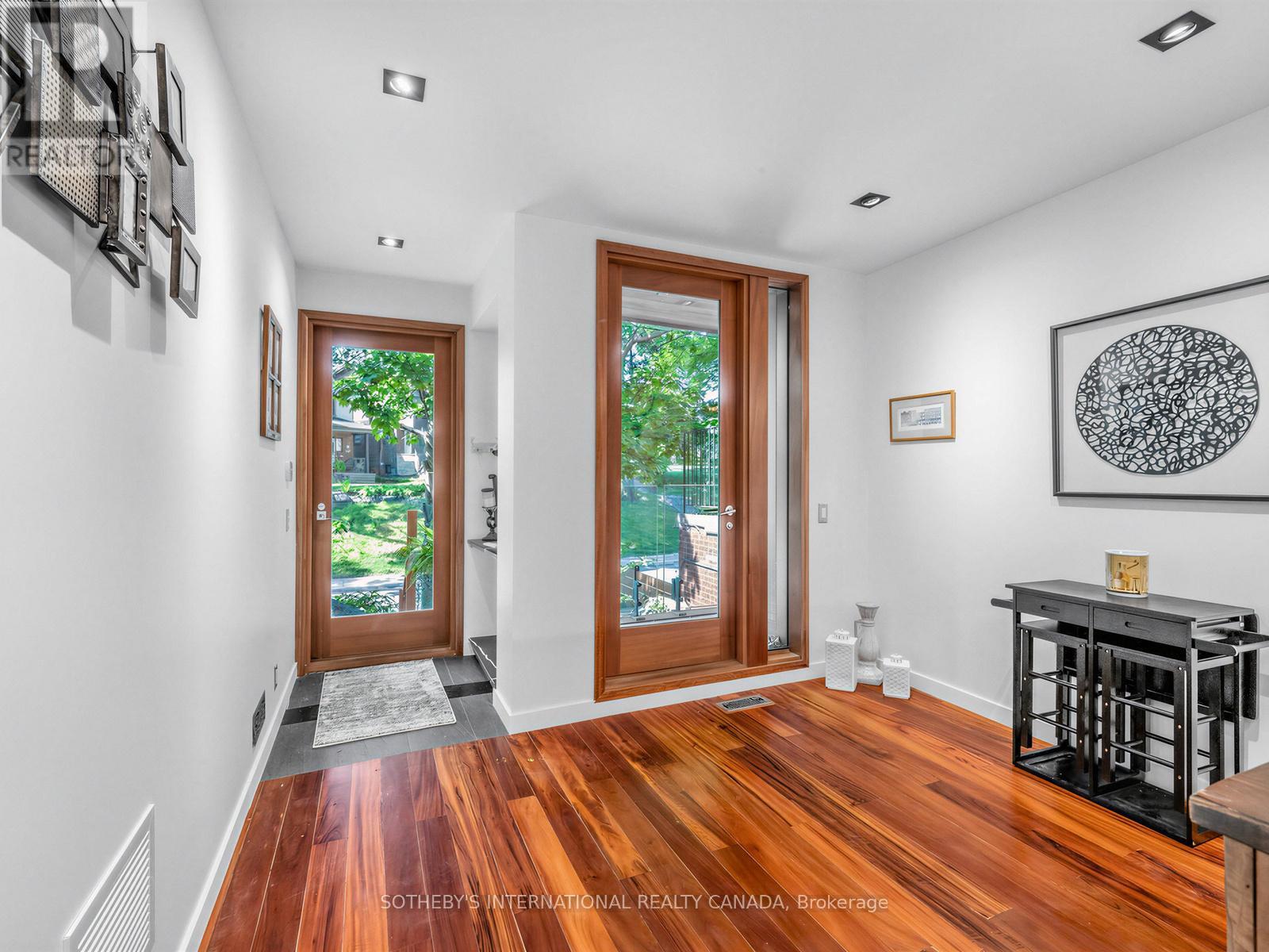 30 Regal Road, Toronto, Ontario  M6H 2J7 - Photo 7 - C13226412