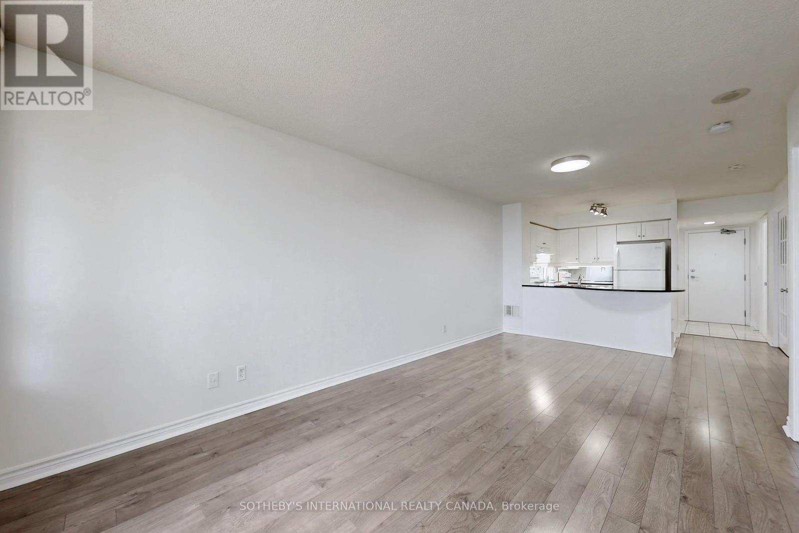 1310 - 2 Rean Drive, Toronto, Ontario  M2K 3B8 - Photo 7 - C13226416