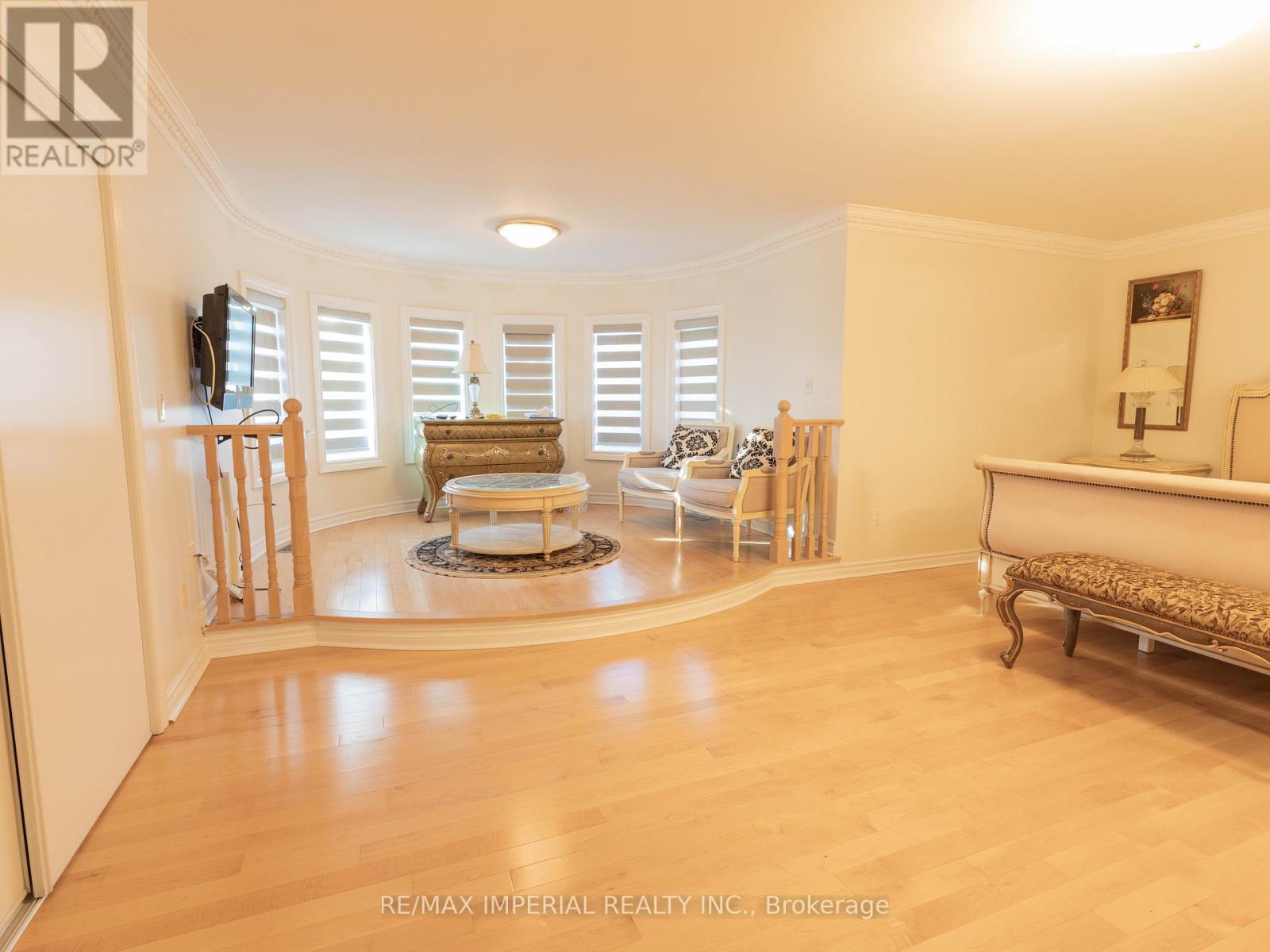 2 Farnham Drive, Richmond Hill, Ontario  L4B 4B4 - Photo 20 - N13226356